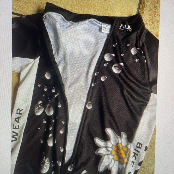 NUCKILY Wonens Cycling Jersey Edelweiss Design. Size L New W/O Tags - Picture 2 of 4